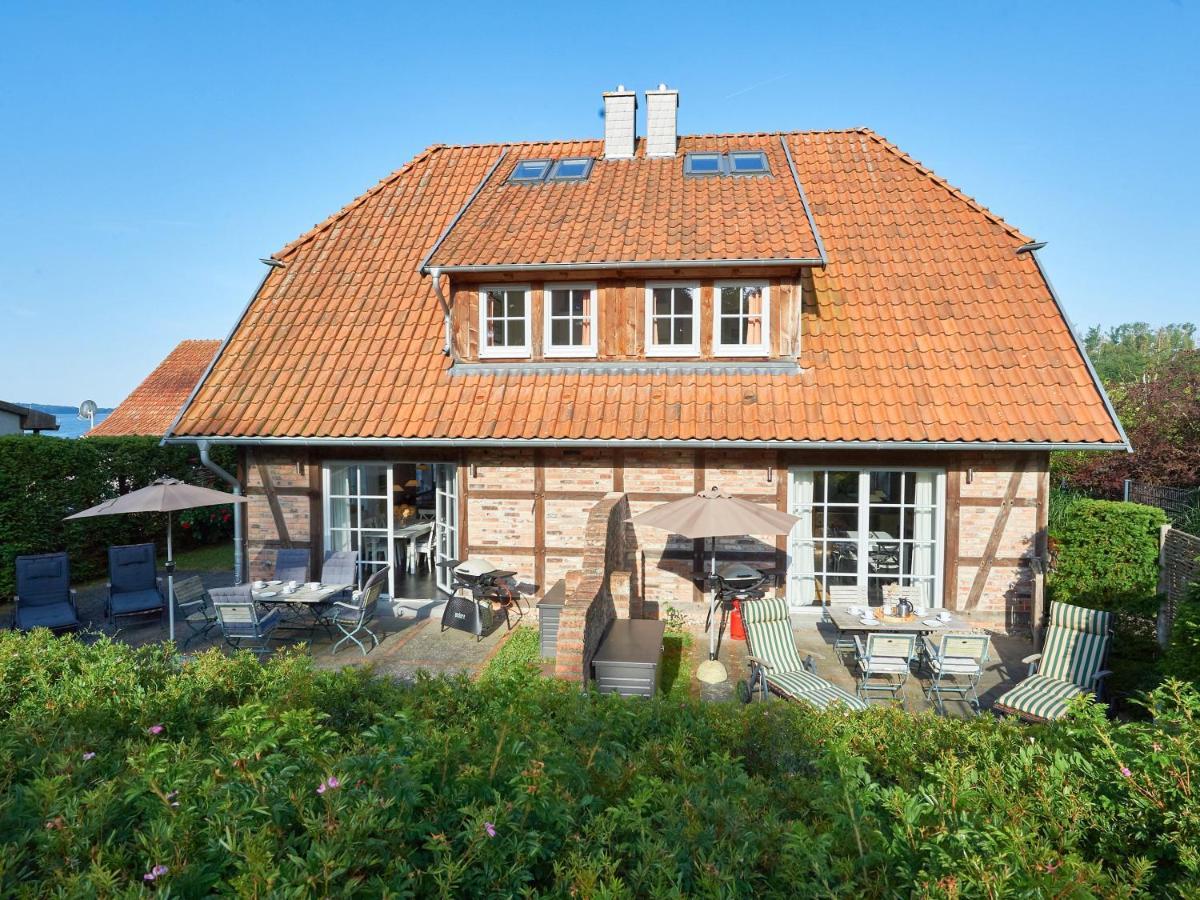 Fachwerkhaeuser Seedorf - Haushaelfte "Sophie Charlott" Mit Kamin Und Terrasse Luaran gambar